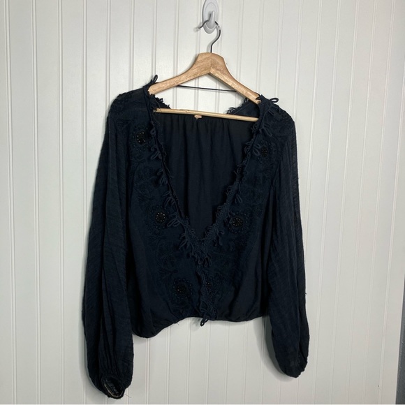 Free People Top Desert Sands Black Embroidered Fringe Boho Peasant Shirt Casual - Picture 2 of 10